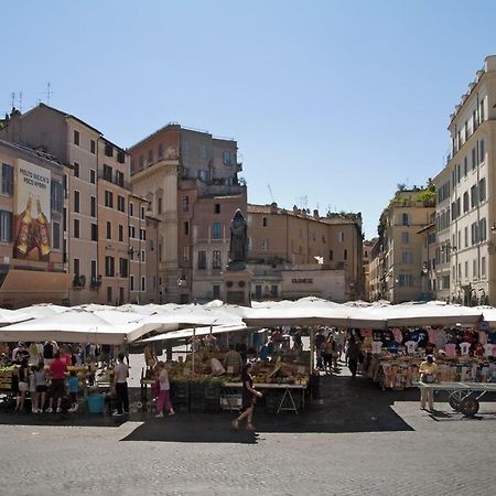 Appartamentino Campo Dei Fiori Rome Bagian luar foto